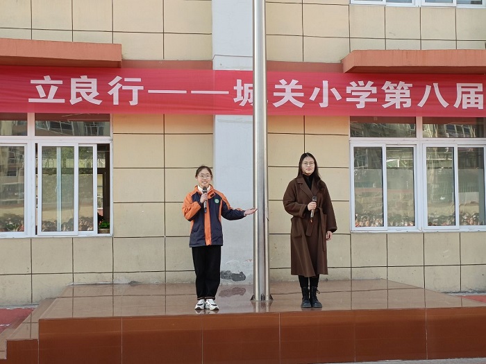 张可可朗诵匆匆.jpg