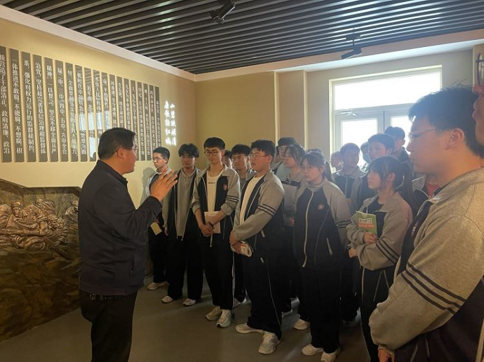 图片2.png 图片2.png
