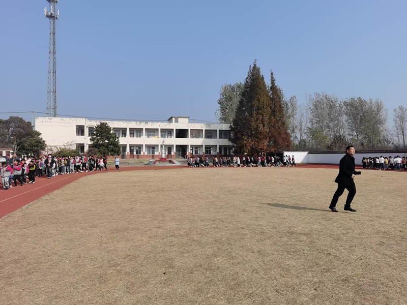 晨跑1.jpg 晨跑1.jpg
