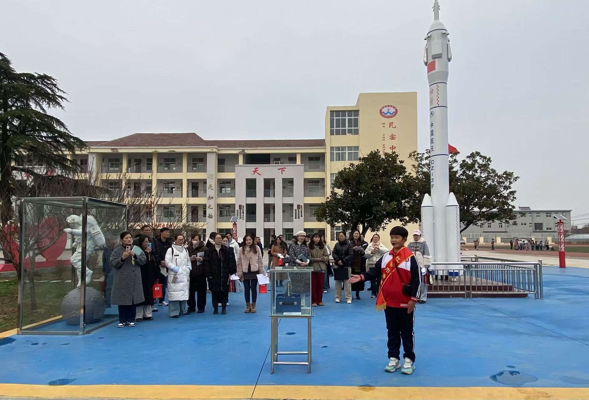 科技广场.jpg