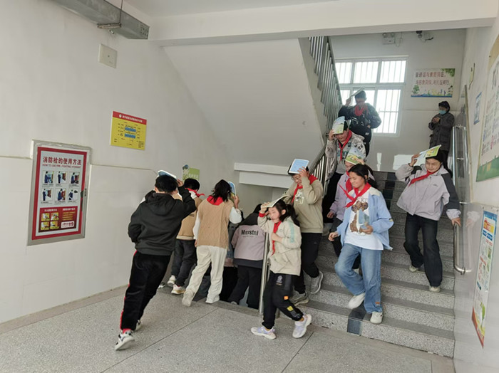 8daae3fc39ccc7c64cd985ede06bba4_副本.jpg