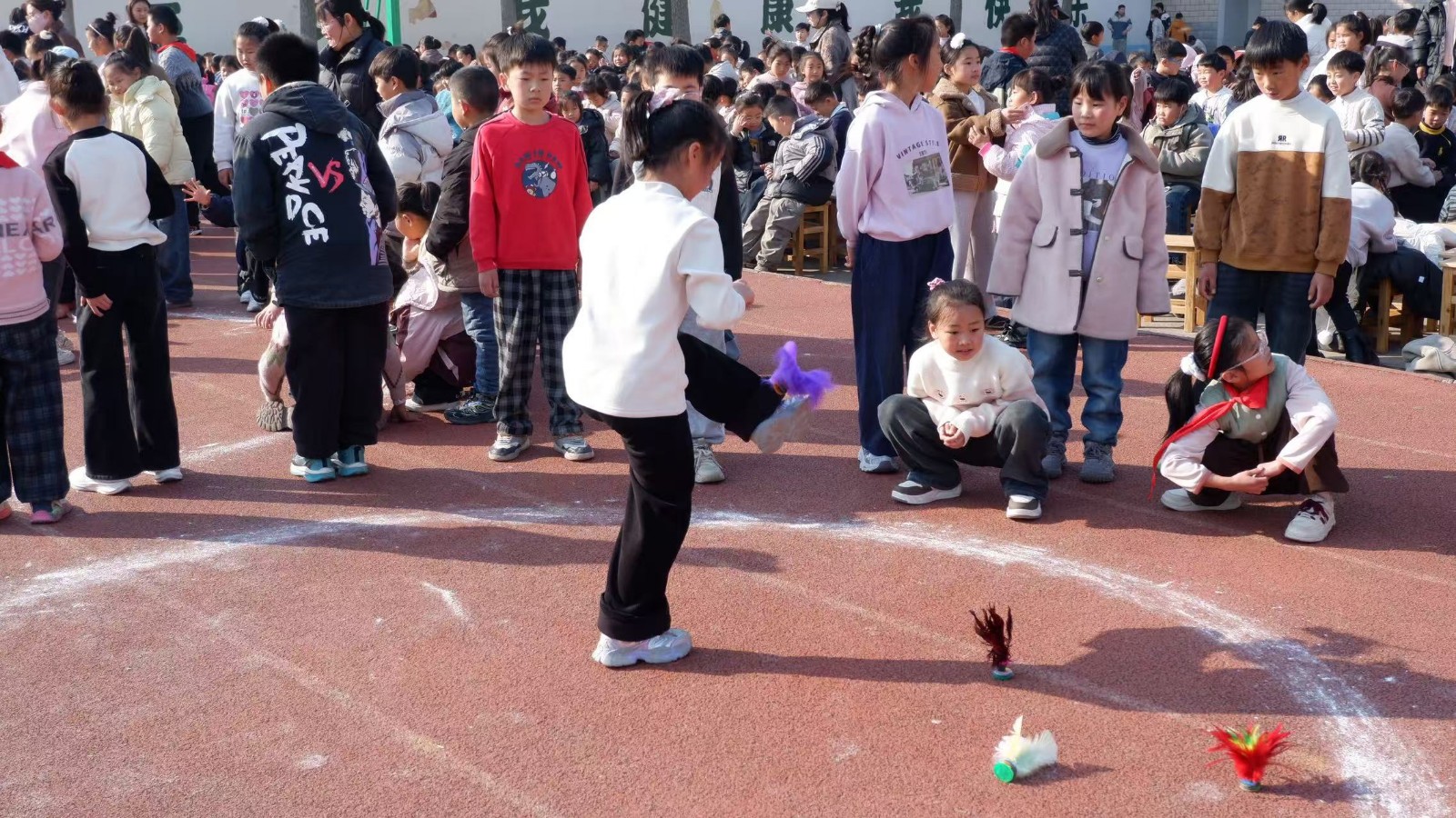 踢毽子.jpg