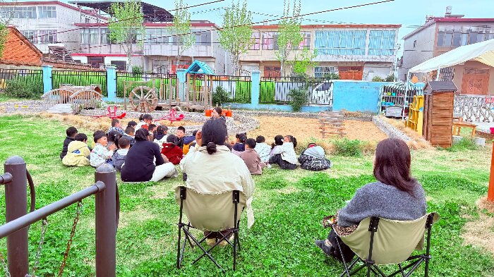 报道1.jpg
