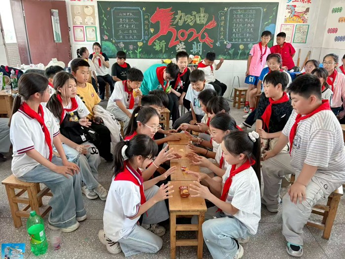 游戏.jpg