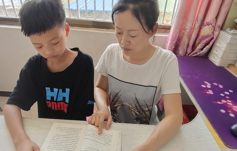 亲子阅读 同享美好 共同成长
