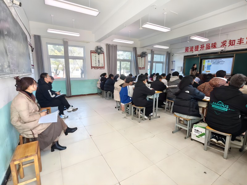 满怀信心，科学备考 ——教师发展中心领导莅临我校指导中考备考工作活动