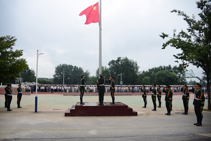 盛世阅兵 青春同行