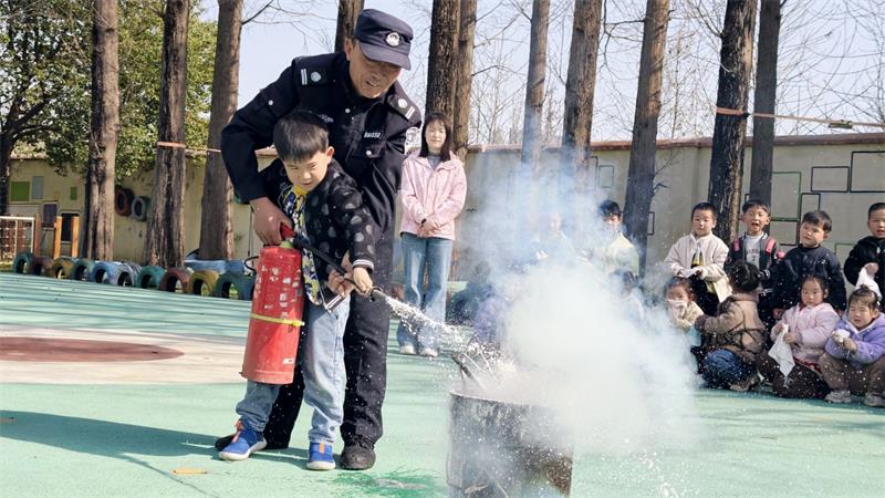 安全相伴，快乐成长 ——窑湾镇王楼幼儿园安全教育周系列活动 