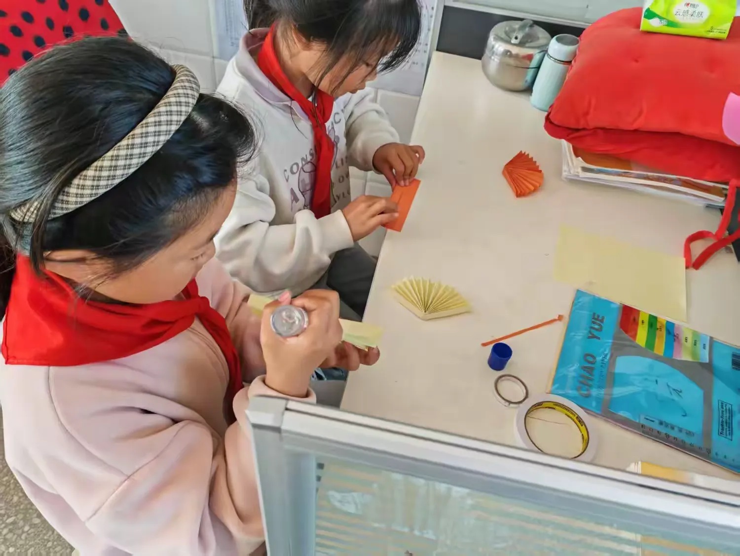 教室换新颜，恰似人间四月天——新沂市合沟镇吴家小学开展“教室融美”创设活动