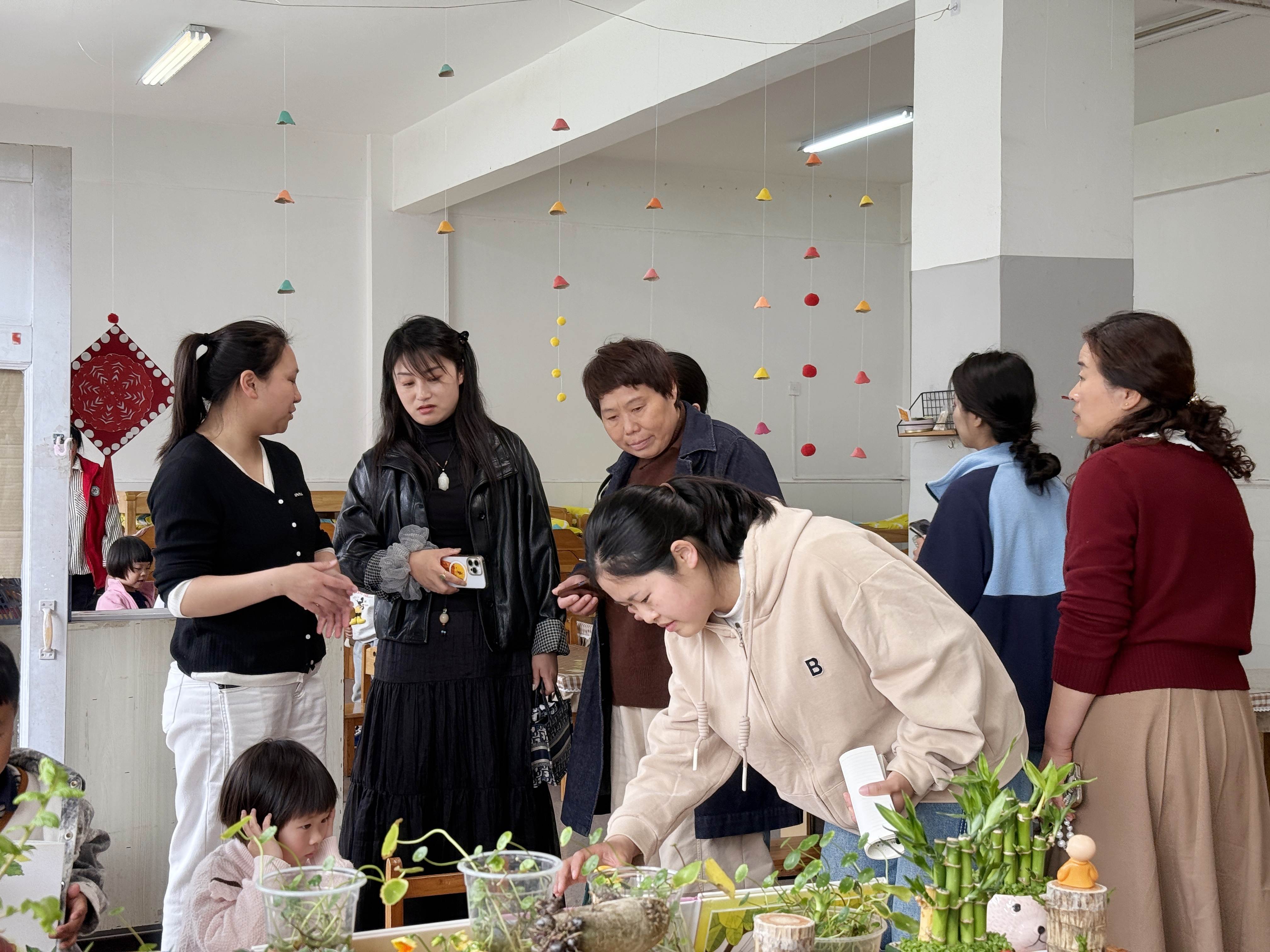 互访共研促成长 游戏赋能启新程 —— 合沟镇幼教共同体开展园际互访活动